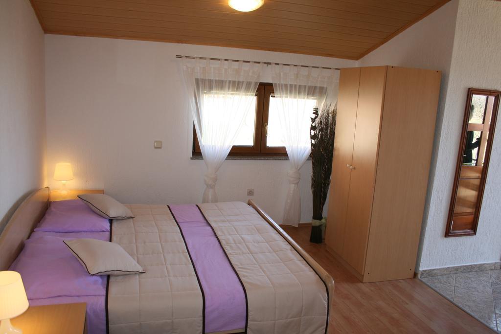 Guesthouse Hodak Selište Drežničko Chambre photo