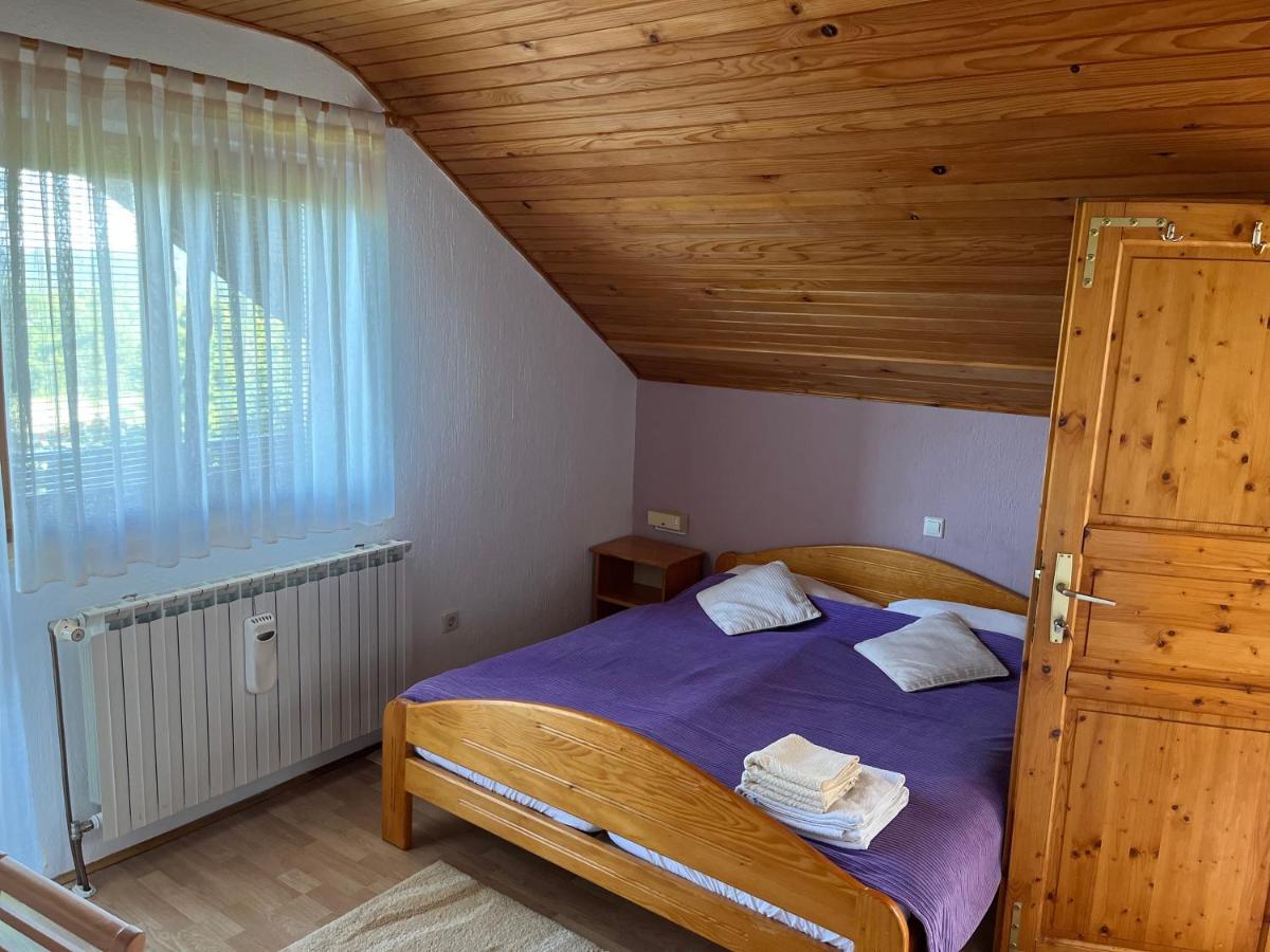 Guesthouse Hodak Selište Drežničko Extérieur photo